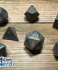 Set 7 Dadi Opaque Dark Grey w/Copper - Chessex 25420
