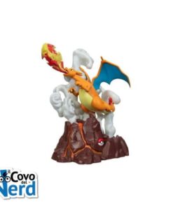 Pokémon Charizard Figure Deluxe Collector - 39 cm - Jazwares