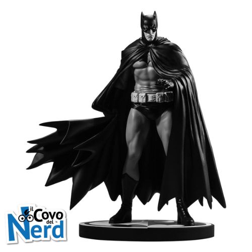 Batman Figure Black & White - DC Direct Resin - McFarlane Toys - Lee Weeks - 19 Cm