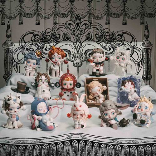 SKULLPANDA Everyday Wonderland Series Figures Blind Box - Pop Mart