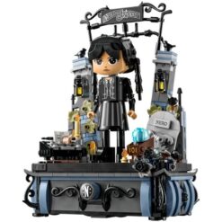 Personaggio di Mercoledì Addams - LEGO Wednesday