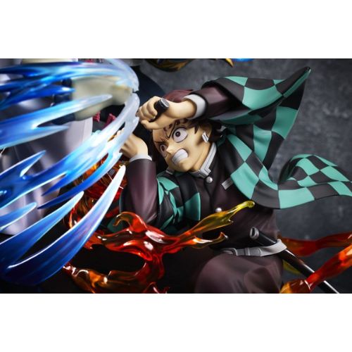 Tanjiro Giyu Akaza Fight Figure - Demon Slayer Vignette - 13 Cm