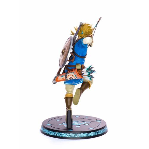 Link Figure - Zelda Breath of the Wild Collector's Edition 25 cm