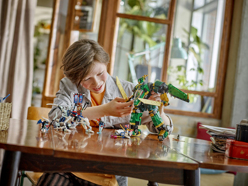 LEGO NINJAGO 71845 2 in 1 Jet Mech di Lloyd, Action Figure Trasformabile in Aereo Giocattolo con 5 Minifigure, Idea Regalo 9+ - immagine 5