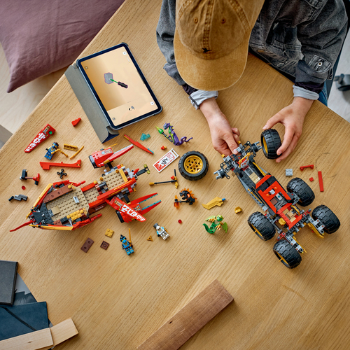 LEGO NINJAGO 71869 Bounty di Terra, Giocattolo 3 in 1 Trasformabile in Nave Volante, Macchina e Moto, Regalo per Bambini 9+ - immagine 5