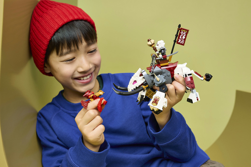 LEGO NINJAGO 71863 Zilvar e Grimtak la Bestia Drago, Giocattolo Ninja con Action Figure e 3 Minifigure, Regalo per Bambini 7+ - immagine 3