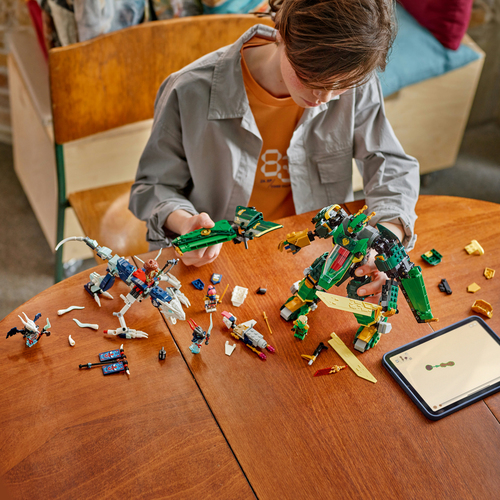 LEGO NINJAGO 71845 2 in 1 Jet Mech di Lloyd, Action Figure Trasformabile in Aereo Giocattolo con 5 Minifigure, Idea Regalo 9+ - immagine 6
