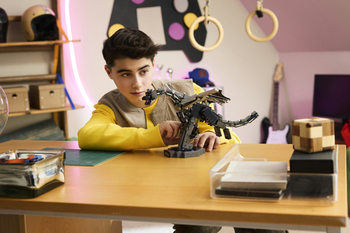 LEGO Minecraft 21595 Drago dell'End, Giocattolo Interattivo con Ali Mobili e Supporto, Regalo per Gamer e Bambini da 10 Anni - immagine 7