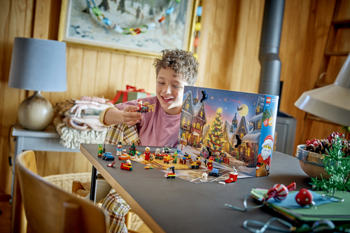 LEGO City 60510 Calendario dell'Avvento 2026, Giochi per Bambini da 5+ per Countdown di Natale, Idea Regalo con 24 Sorprese - immagine 3