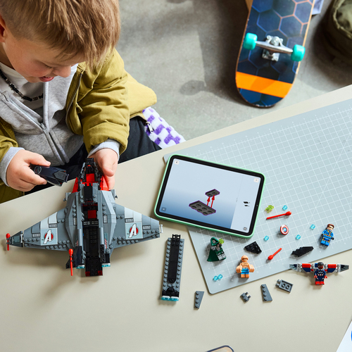 LEGO | Marvel 76347 Avengers: Doomsday Quinjet, Aereo Giocattolo dei Supereroi con 4 Minifigure, Regalo per Bambini da 9 Anni - immagine 5