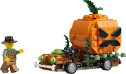 Alternative view of LEGO Iconic 40822 Furgone di Halloween Giocattolo, Kit Arti e Mestieri con Zucca e Minifigure del Contadino, Regalo per Bambini